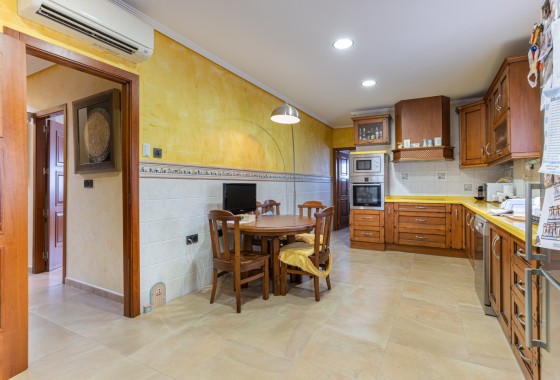 Revente - Villa - Los Montesinos - La herrada