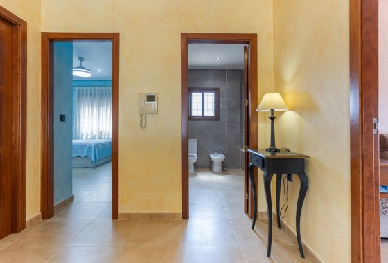 Revente - Villa - Los Montesinos - La herrada