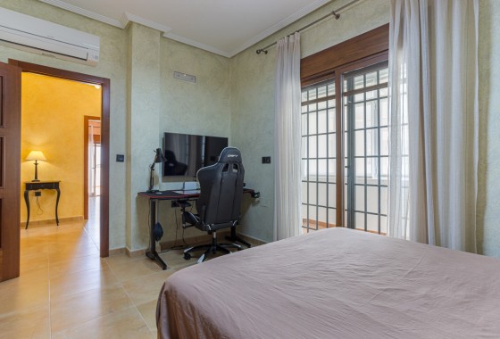 Revente - Villa - Los Montesinos - La herrada