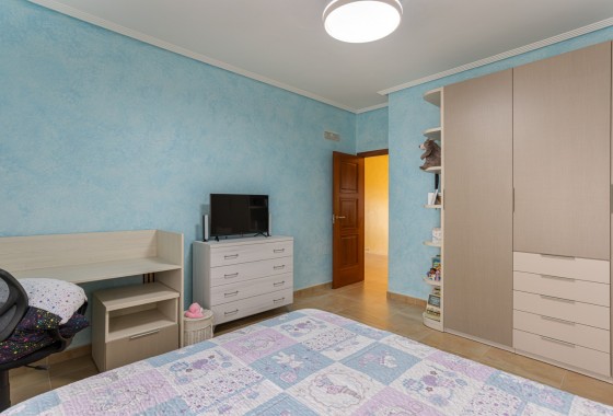 Revente - Villa - Los Montesinos - La herrada