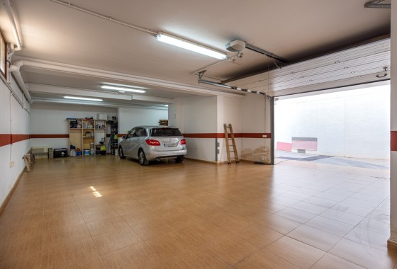 Revente - Villa - Los Montesinos - La herrada