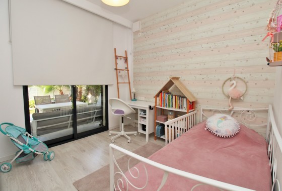 Revente - Villa - Orihuela Costa - La Zenia