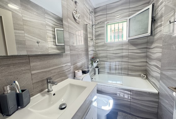 Segunda Mano - Chalet - Villamartin