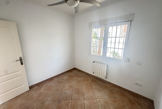 Revente - Villa - San Miguel de Salinas