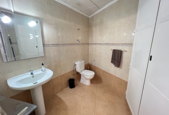 Segunda Mano - Local - Guardamar del Segura