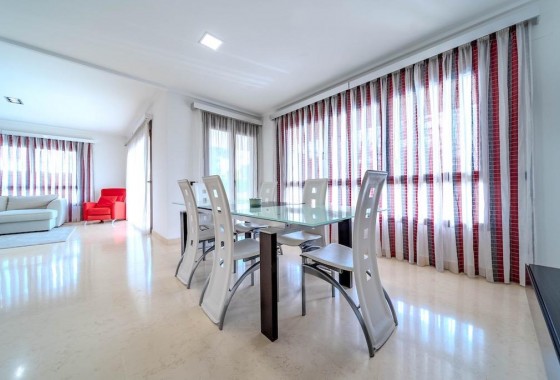 Revente - Villa - Orihuela Costa - Cabo Roig