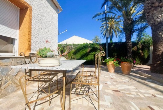 Segunda Mano - Masia - La marina - La Marina