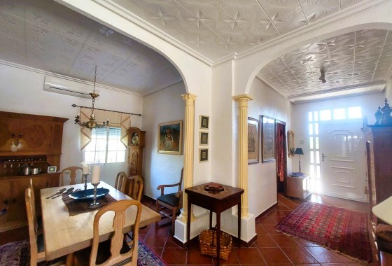 Segunda Mano - Masia - La marina - La Marina