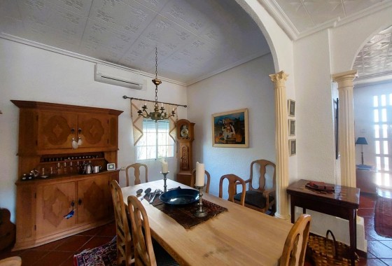 Segunda Mano - Masia - La marina - La Marina