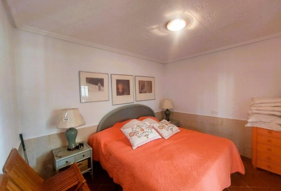 Segunda Mano - Masia - La marina - La Marina