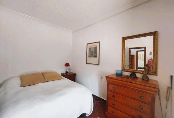 Segunda Mano - Masia - La marina - La Marina