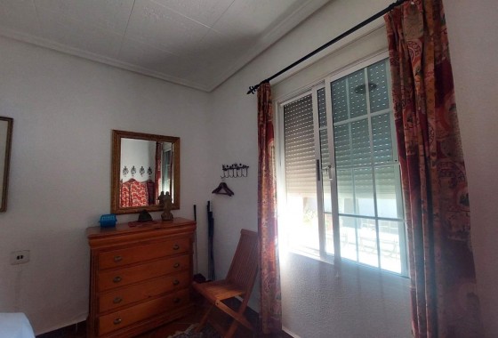 Segunda Mano - Masia - La marina - La Marina