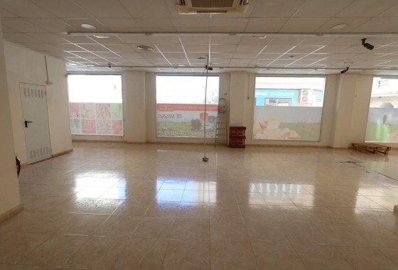 Revente - Commerce - Torrevieja - Estacion de autobuses