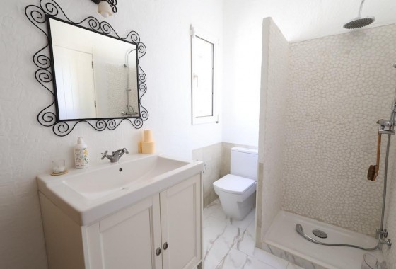 Revente - Villa - Orihuela Costa - Villamartin