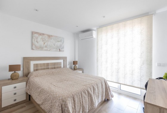 Revente - Appartement - Torrevieja - Acequion