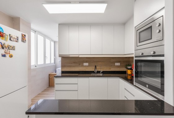 Revente - Appartement - Torrevieja - Acequion