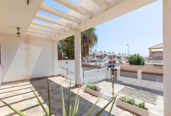 Revente - Villa - Torrevieja - Aguas nuevas 1