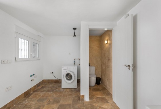 Revente - Villa - Torrevieja - Aguas nuevas 1