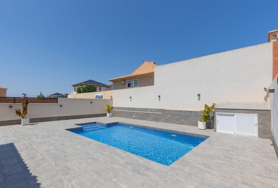 Revente - Villa - Torrevieja - Aguas nuevas 1