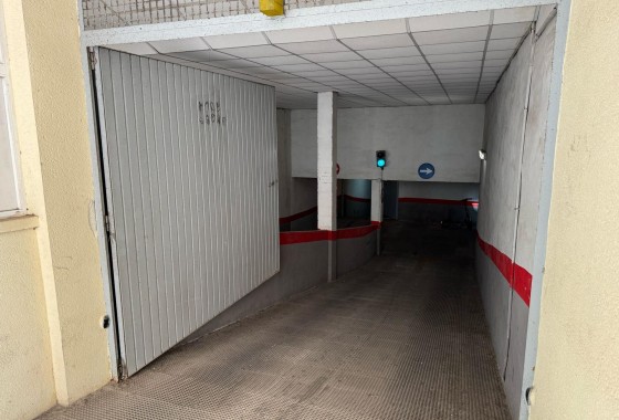 Revente - Garage - Torrevieja - Centro
