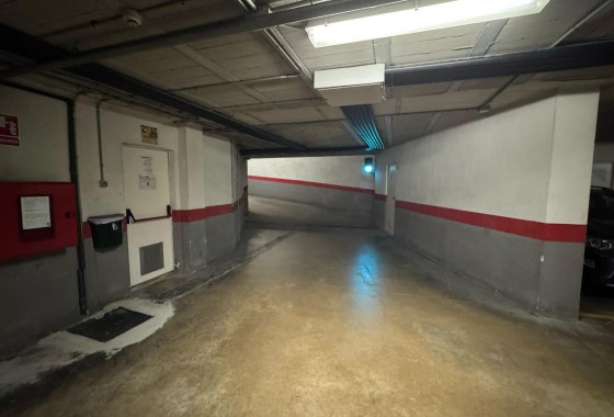 Revente - Garage - Torrevieja - Centro