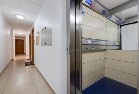 Revente - Appartement - Torrevieja - Centro