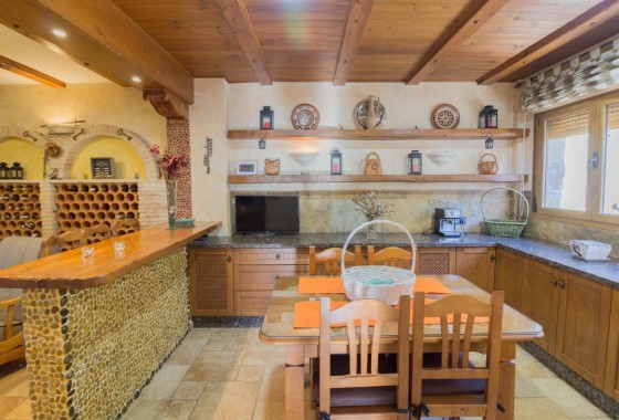 Segunda Mano - Chalet - Redován