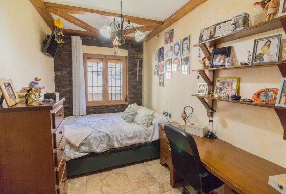 Segunda Mano - Chalet - Redován