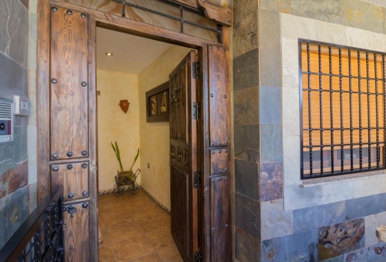 Segunda Mano - Chalet - Redován