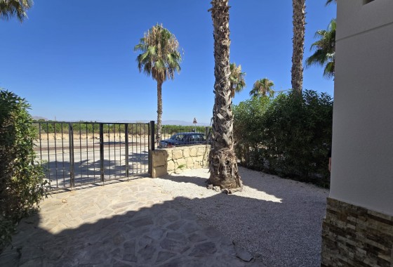 Revente - Semi Detached House - Algorfa - La Finca Golf Resort