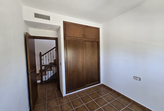 Revente - Semi Detached House - Algorfa - La Finca Golf Resort