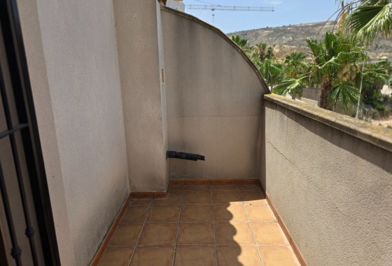 Revente - Semi Detached House - Algorfa - La Finca Golf Resort
