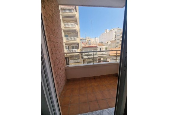 Segunda Mano - Apartamento - Torrevieja - Paseo maritimo