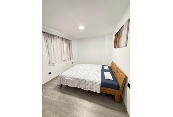 Segunda Mano - Apartamento - Torrevieja - Estacion de autobuses