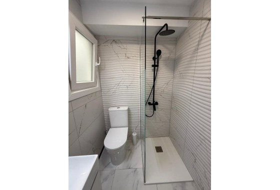 Segunda Mano - Apartamento - Torrevieja - Estacion de autobuses