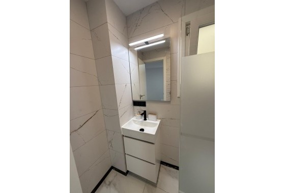 Segunda Mano - Apartamento - Torrevieja - Estacion de autobuses