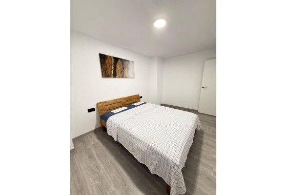 Segunda Mano - Apartamento - Torrevieja - Estacion de autobuses