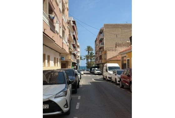 Segunda Mano - Apartamento - Torrevieja - Estacion de autobuses