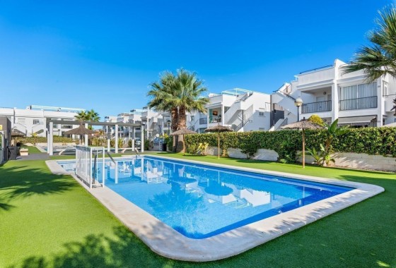Segunda Mano - Bungalow - Torrevieja - Aguas nuevas 1