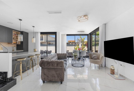 Segunda Mano - Chalet - Torrevieja - Torretas