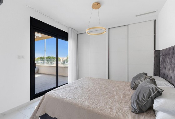 Segunda Mano - Chalet - Torrevieja - Torretas