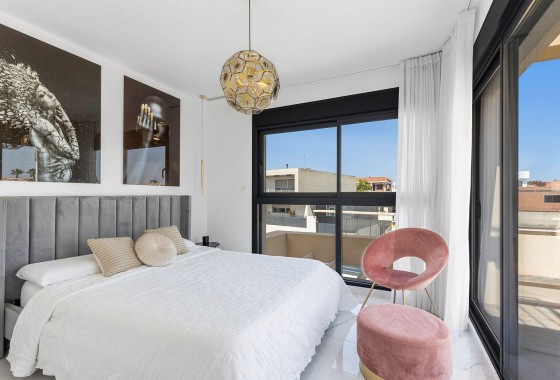 Segunda Mano - Chalet - Torrevieja - Torretas