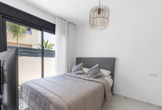 Segunda Mano - Chalet - Torrevieja - Torretas