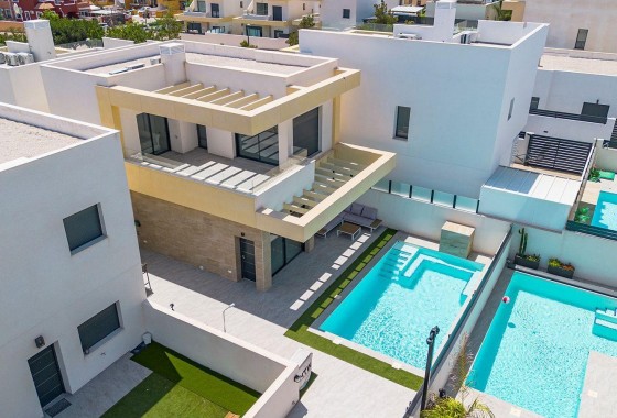 Segunda Mano - Chalet - Torrevieja - Torretas