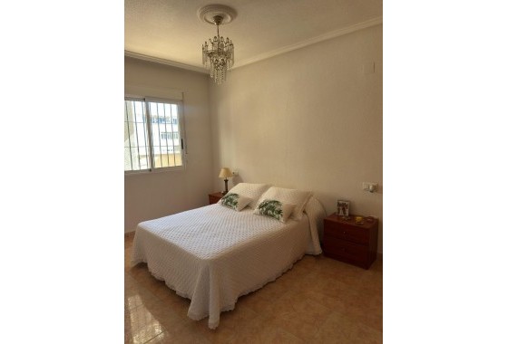 Segunda Mano - Apartamento - Torrevieja - torrevieja