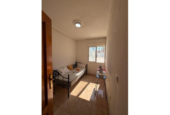 Segunda Mano - Apartamento - Torrevieja - torrevieja