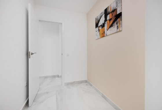 Resale - Apartment - Torrevieja - torrevieja