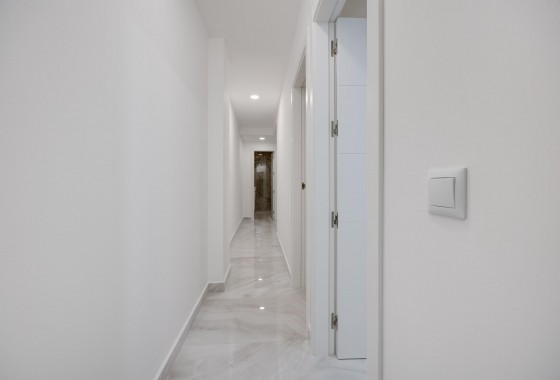 Resale - Apartment - Torrevieja - torrevieja