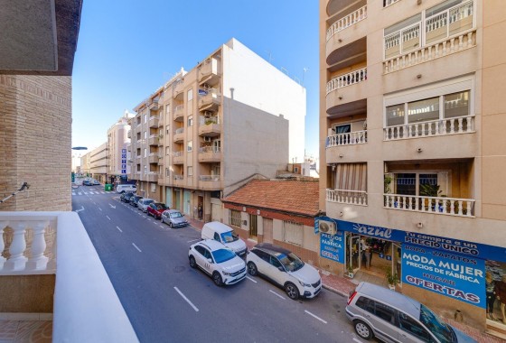 Resale - Apartment - Torrevieja - torrevieja