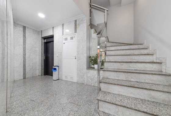 Resale - Apartment - Torrevieja - torrevieja